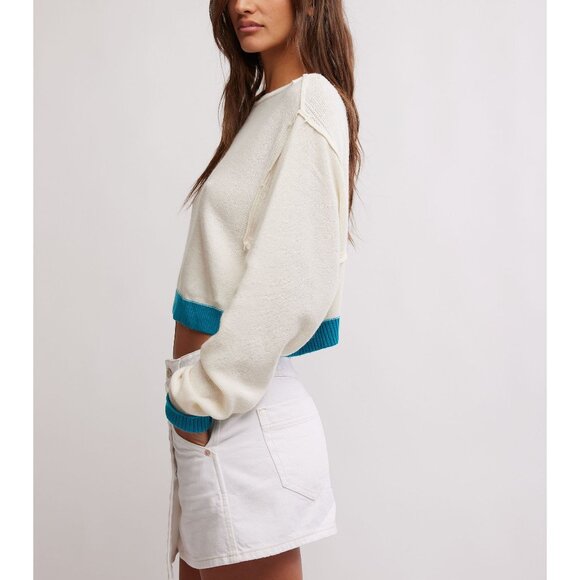 🆕 FREE PEOPLE We The Free Into The Blue Pullover / Blue Combo - Picture 3 of 7